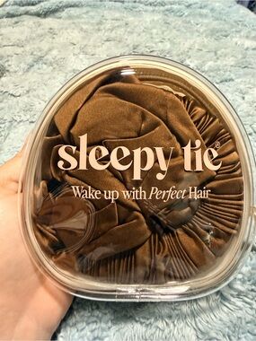 Sleepy Tie Satin Scrunchie Bun — Chocolate Brown